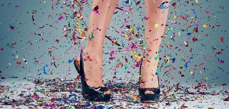 Comment éviter les cors aux pieds et profitez de vos soirées !-Scholl France